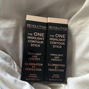 Set of 2, NWT Revolution Highlight Contour Stick!